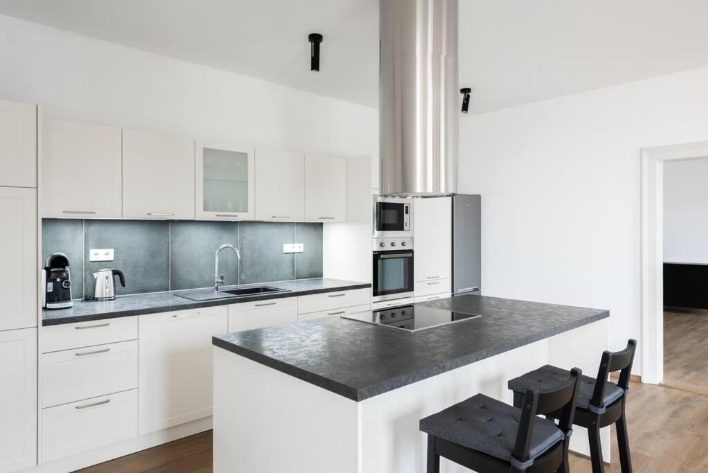 Vacov Apartment Екстериор снимка