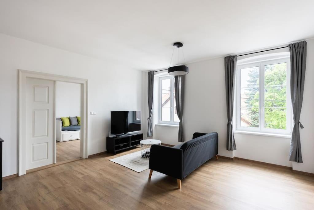 Vacov Apartment Екстериор снимка